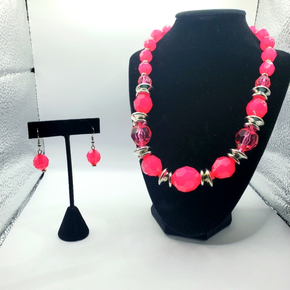 PInk Necklace
